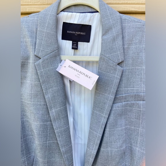 NWT- BANANA REPUBLIC GRAY PLAID CLASSIC FIT BUTTON FRONT BLAZER JACKET - Picture 3 of 10